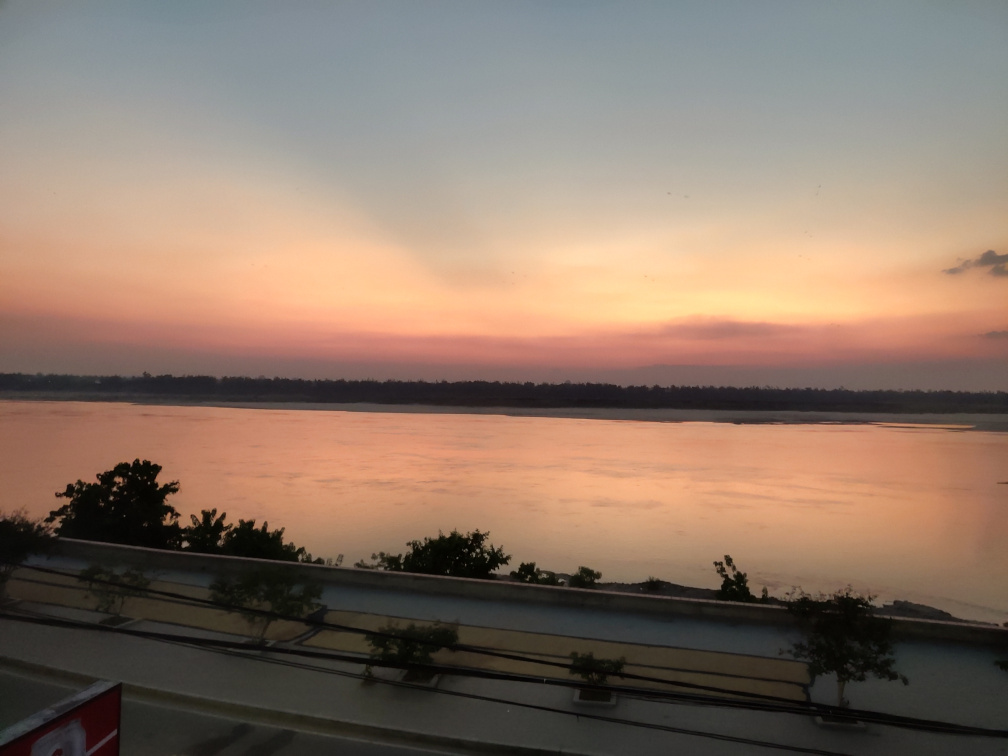 Kratie, coucher de soleil sur le Mekong