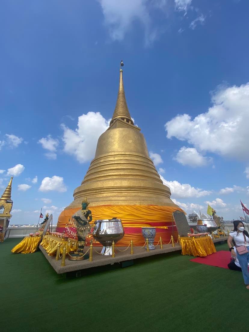 Sommet du temple de la Golden Mountain